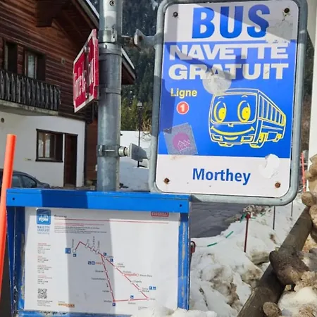 Au Grand Soleil 木屋