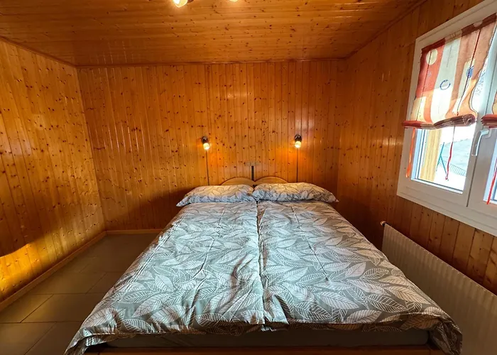 Au Grand Soleil 奥瓦伦纳茨